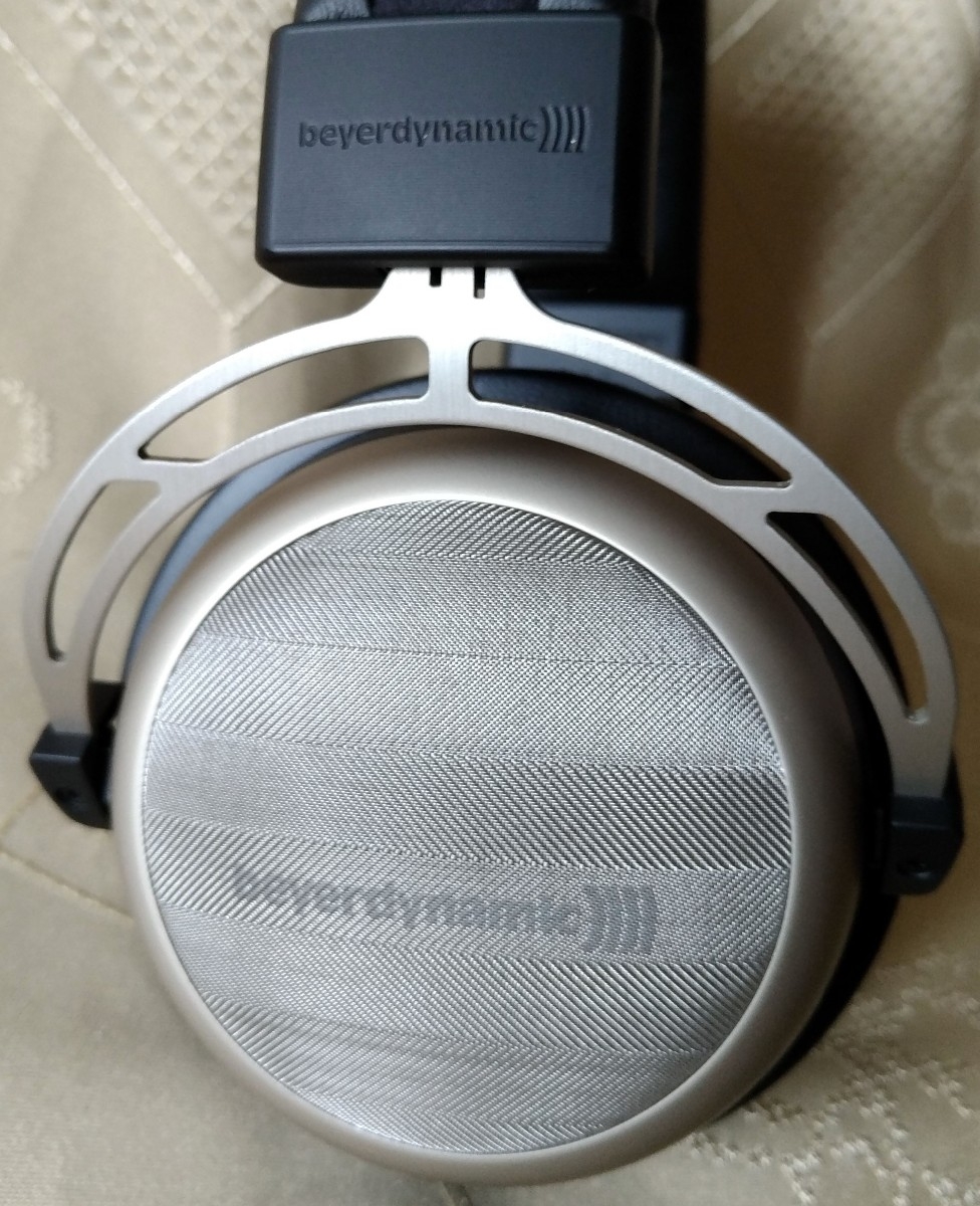 Beyerdynamic T1.2 - uniwersalne.