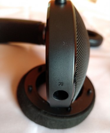 FOCAL Elear - gniazdo podłączeniowe