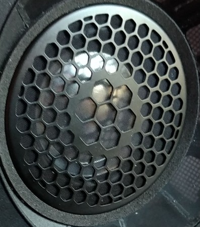 FOCAL Elear - metalowa osłona membrany