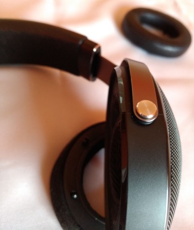 FOCAL Elear - mocowanie jarzma do muszli