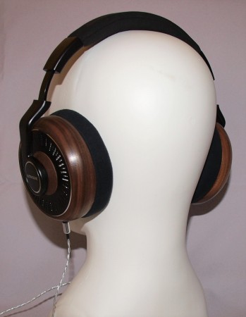 ULTRASONE E11 - na manekine pod kątem z tyłu