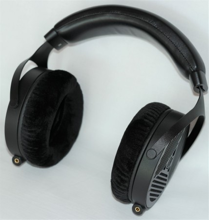 Monolith M1070
