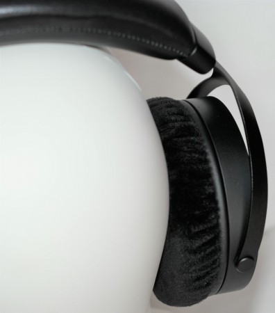 Monolith M1070 - jarzmo z góry
