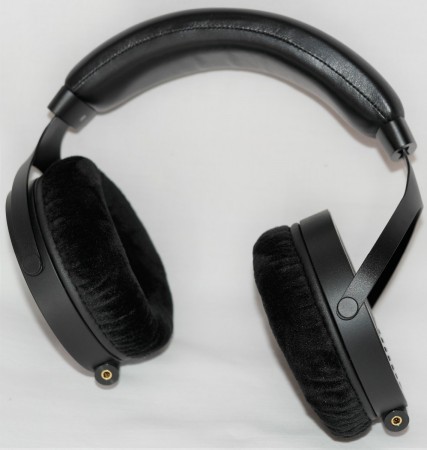 Monolith M1070 - pałąk i jarzma