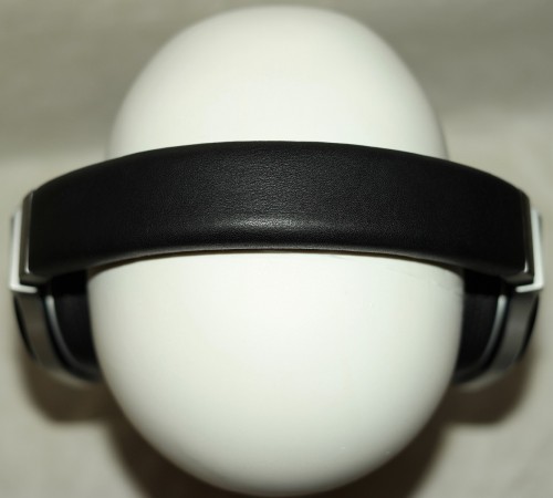 Oppo PM-2 - na manekinie z góry