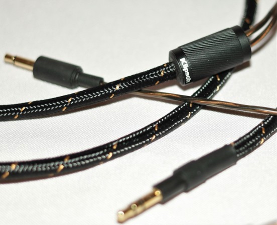 KLIPSCH HP-3 - logo na rozgałęźniku kabla