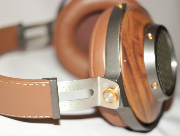 KLIPSCH HP-3 - punkt obrotu muszli w osi pionowej
