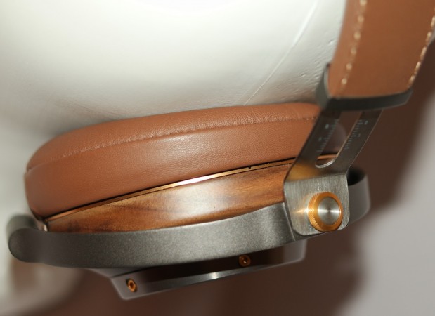 KLIPSCH HP-3 - zmienna grubość poduszki wokół usznej