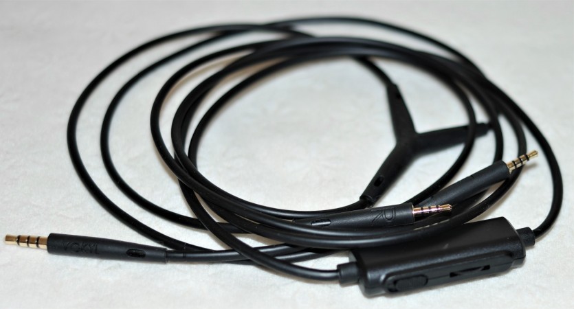 VOKYL ERUPT - kabel do telefonu